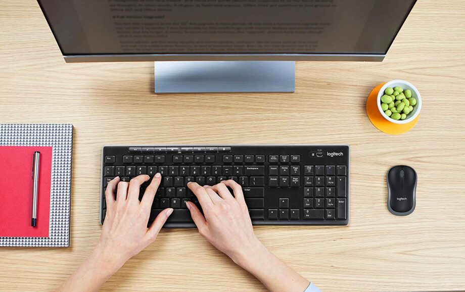Logitech MK270 Wireless Keyboard and Mouse Combo