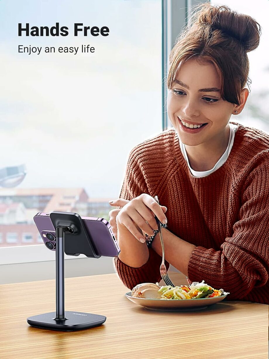 UGREEN Adjustable Phone Holder for Desk with Weighted Base - Black
