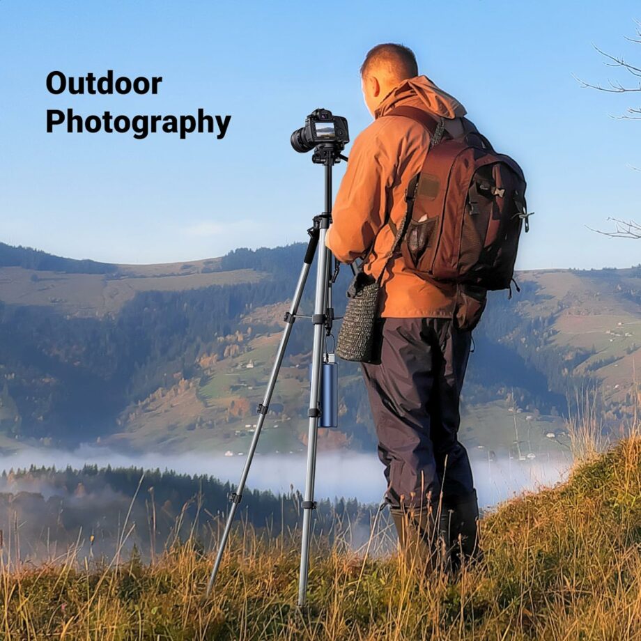 UGREEN Aluminium 53.5-175cm Height Tripod with Mobile Phone Holder and Travel Bag