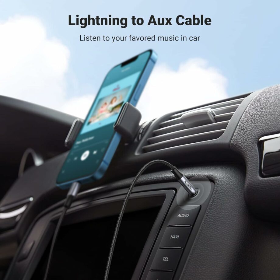 UGREEN Lightning MFi Certified to 3.5mm AUX Cable - 1M